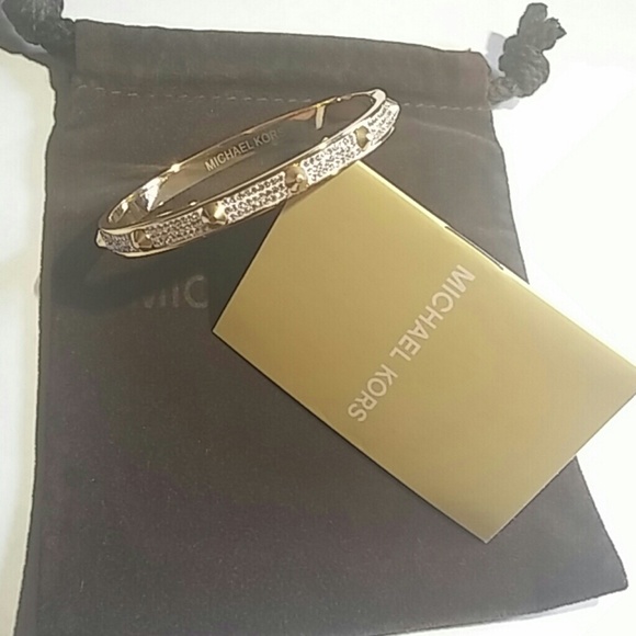 Michael Kors Jewelry - Michael Kors Gold Pave Bracelet